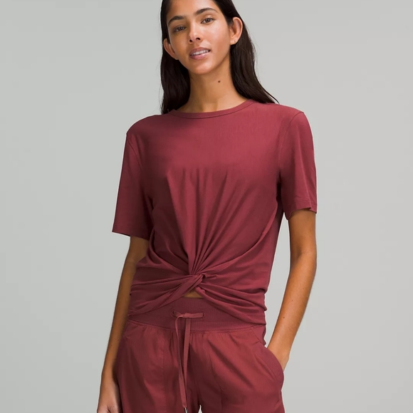 Lululemon Crescent Tee